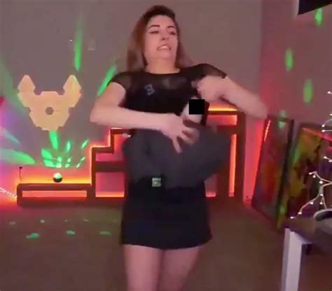 alinity nude|Young Alinity Twerking Mid Stream : r/alinity